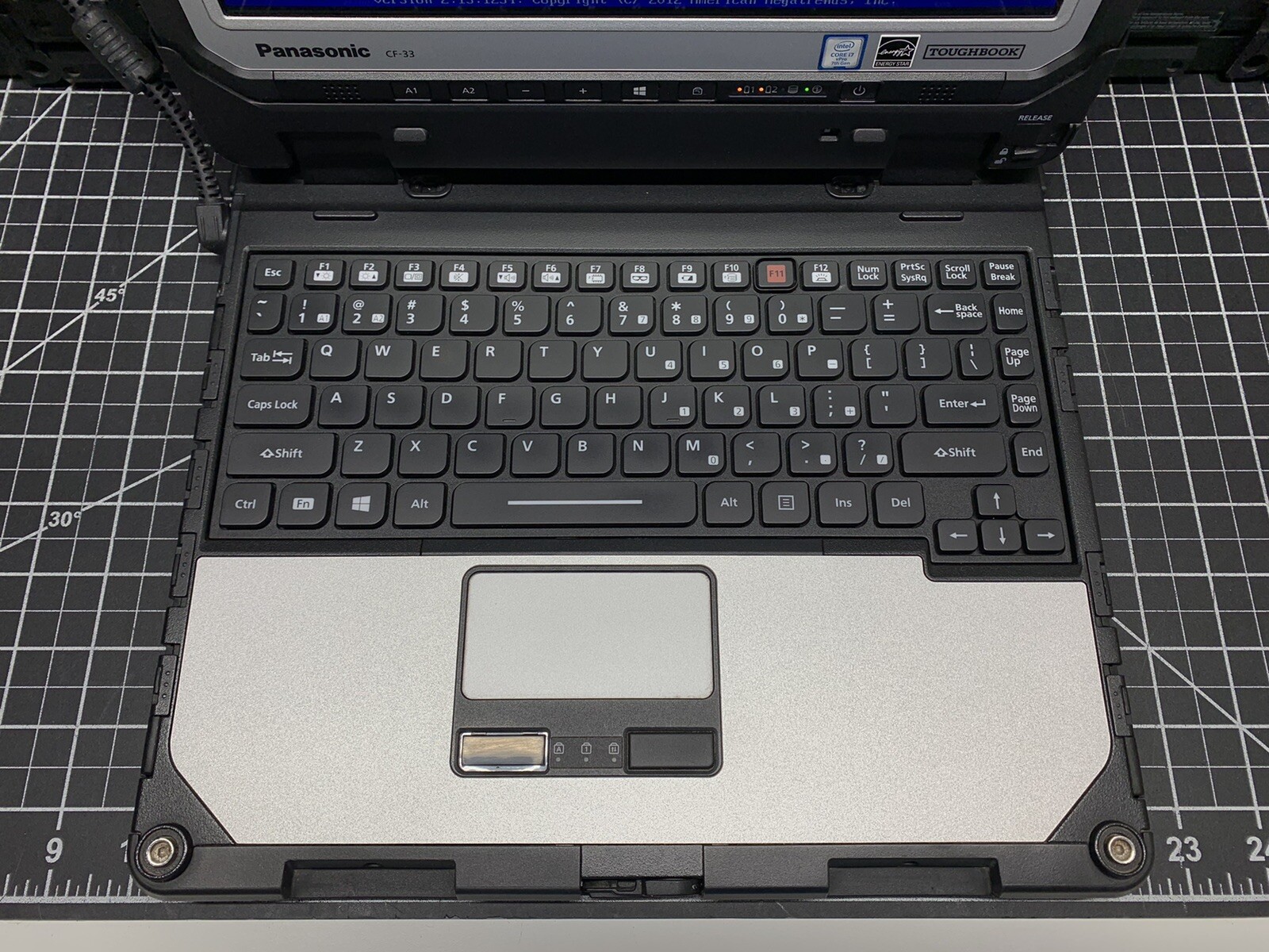 Panasonic Toughbook CF-33 Core i7 7600U @ 2.8GHz | 512GB SSD, 16GB RAM | #T914