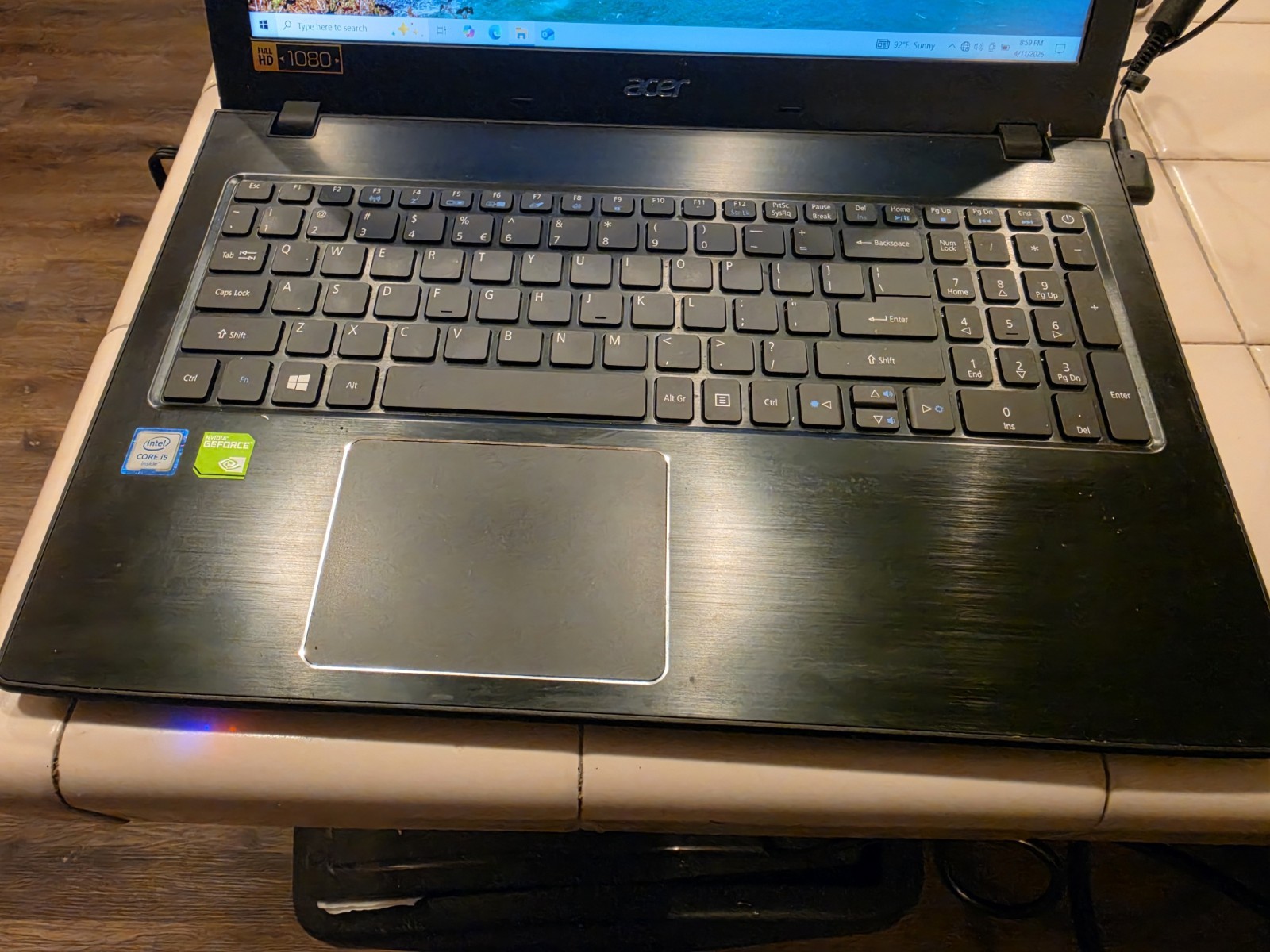 Acer Aspire E15 E5-575G 15.6″ 256GB-SSD 12GB Win10 Gaming