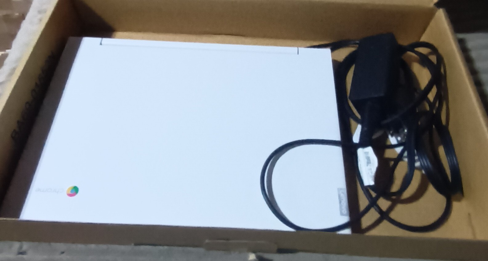 Lenovo Chromebook TouchLenovo 2-in-1 11.6″ HD IPS Touchscreen LED-Backlight