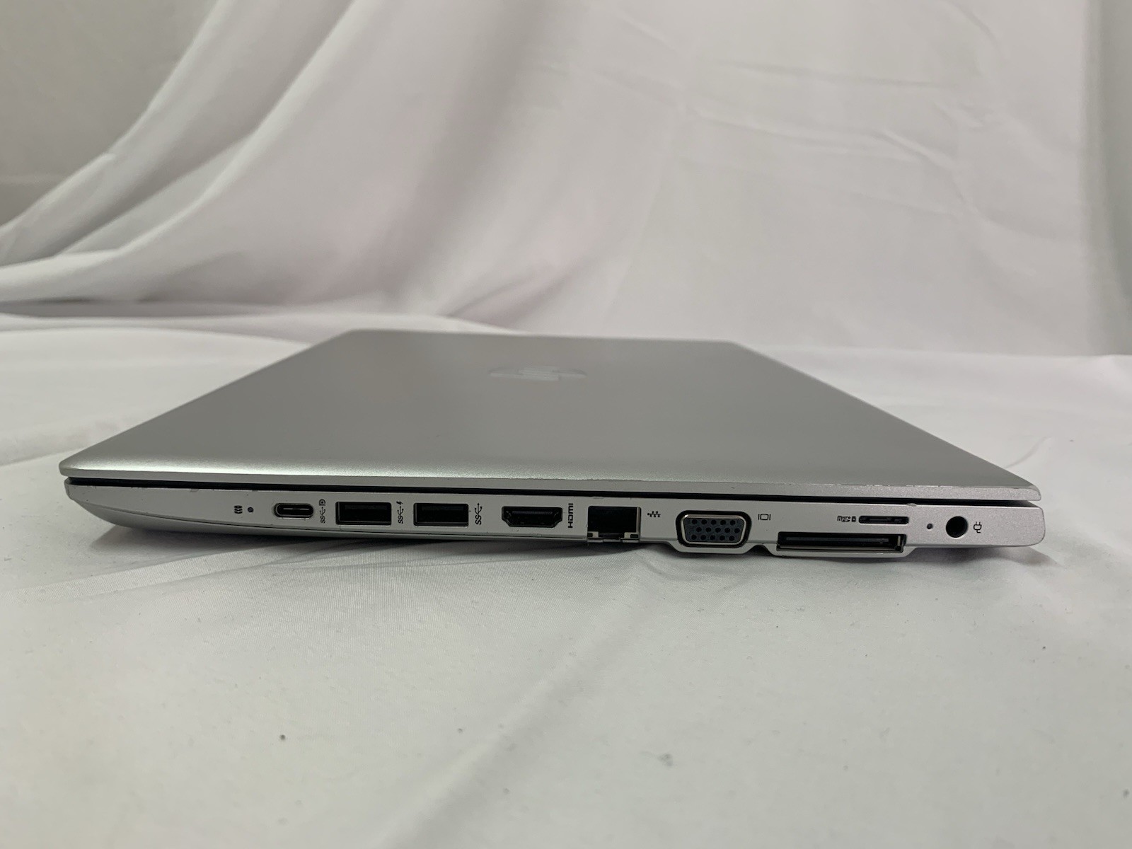 HP ProBook 640 G7 14″ 512GB i7-10610U WIN11P