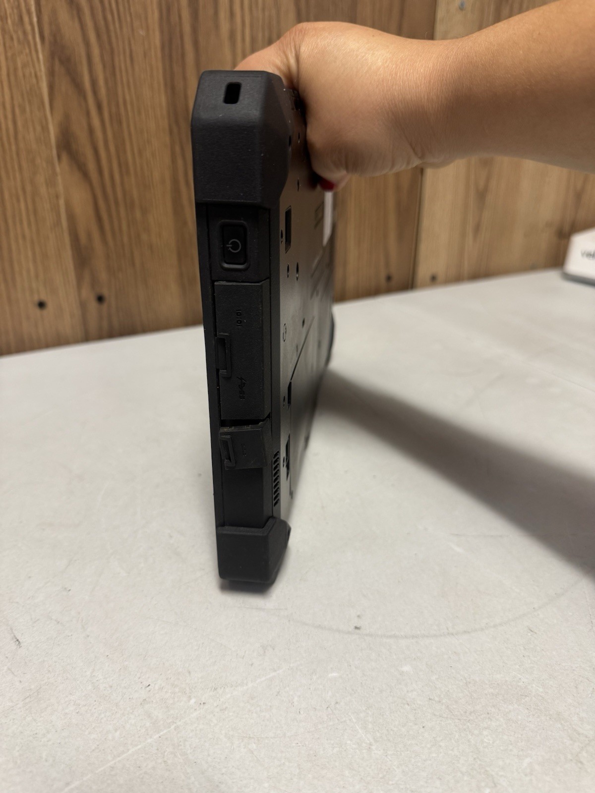 Dell Latitude 12 Rugged 7202 Tablet | i5 | 8GB | Broken Screen | For Parts