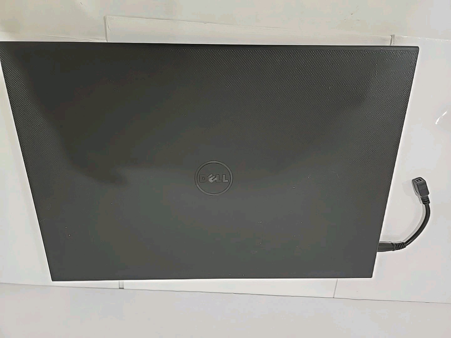 Dell Inspiron 15 3000 15.6″ AMD A6-9200 2.0 GHz 4GB Works Selling For Parts