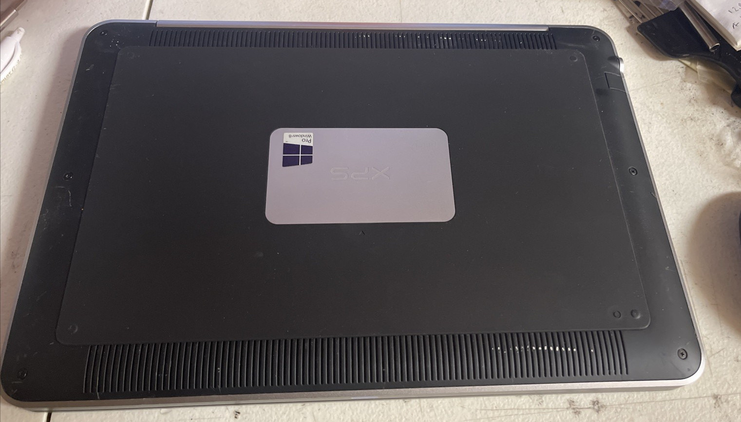 Dell XPS L421X i5-3317U 8GB 500GB HDD Intel Integrated WIN 11