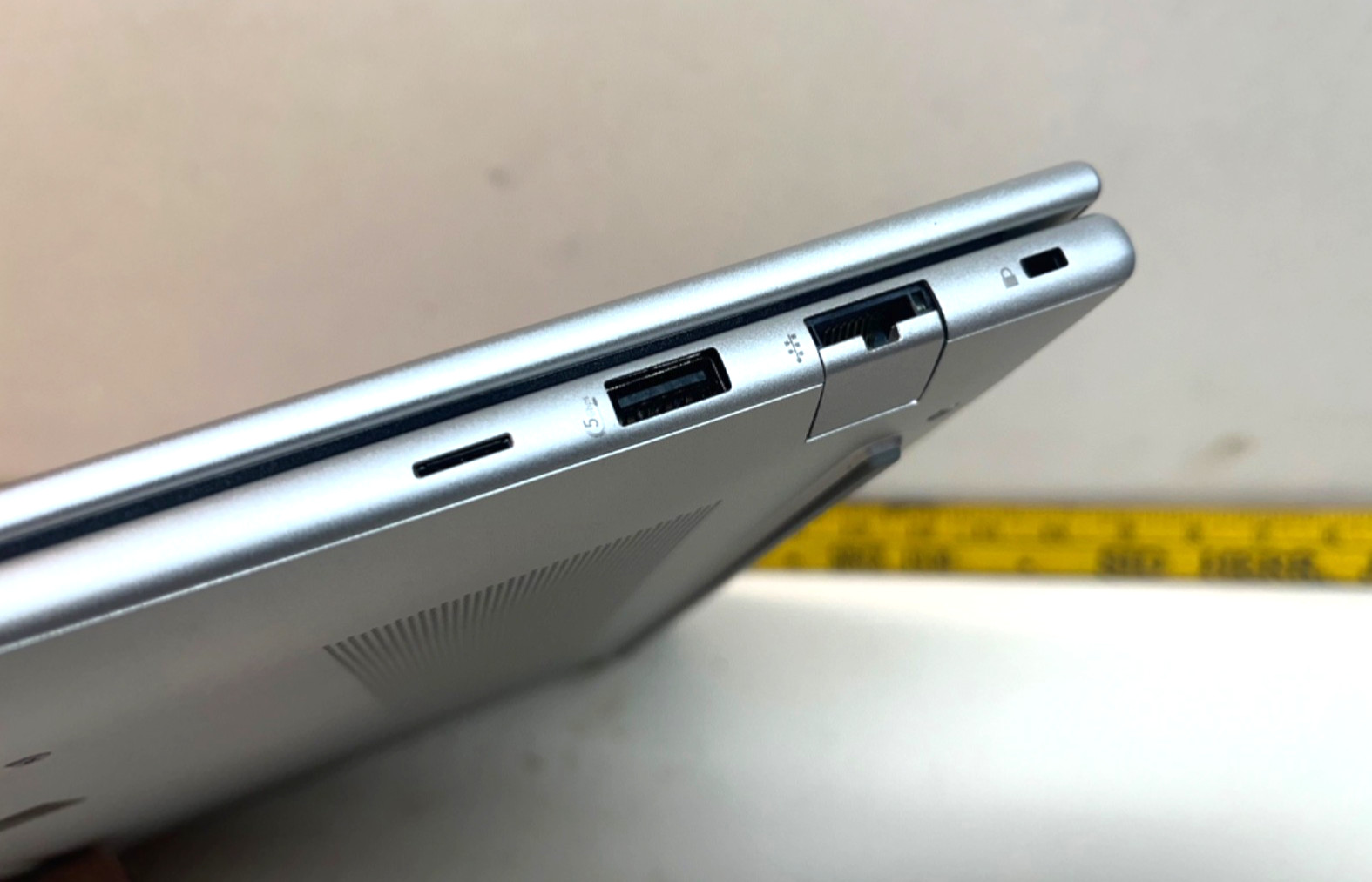 HP EliteBook 640 G11 Poly Studio Intel VPRO B11W0UP-ABA Laptop AS-IS