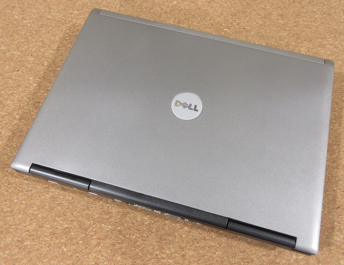 Win XP PERFECT Dell D830 T9300 4gb 15.4 256gb SSD NEW BAT DVD/RW Serial