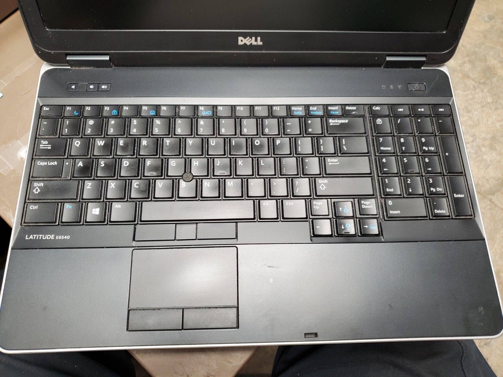 Dell Latitude E6540 15.6″ Laptop 16MB Ram, 500G SSD, Dual Core 2.7GHZ DVD +/-RW