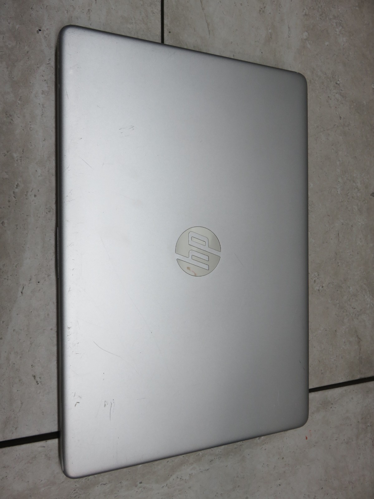HP 15-dy2035tg 15.6″Intel Core i3-1125G4 2.00GHz 8GB 256GB SSD WINDOWS 11 PRO