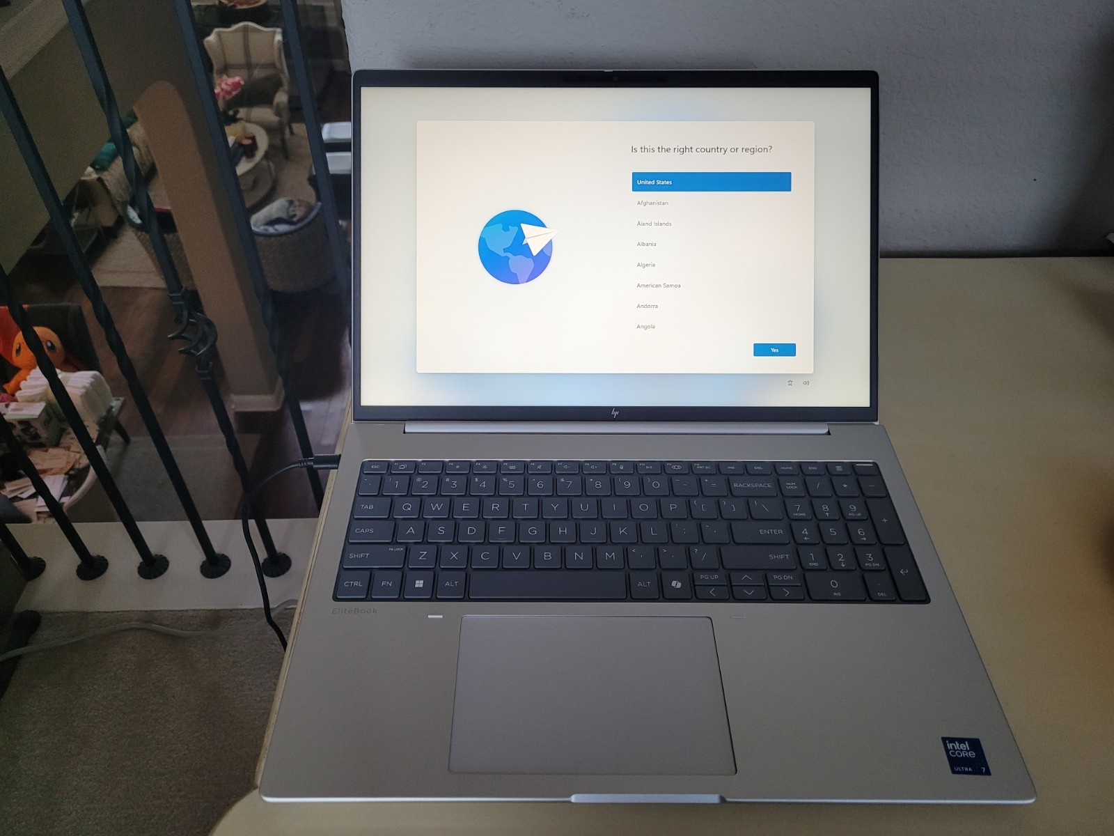 HP EliteBook 8 G1i 16 TOUCH Ultra 7 255H (16-Core) 64GB DDR5 1TB SSD UWT 2029/3
