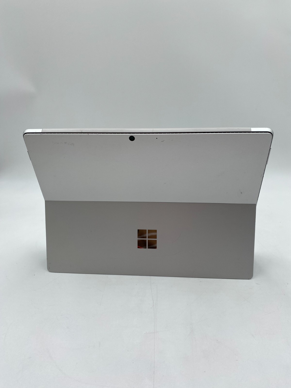 Microsoft Surface Pro 8 1983 i5-1145G7 2.6GHz 256GB SSD 8GB DDR4 Silver Fair