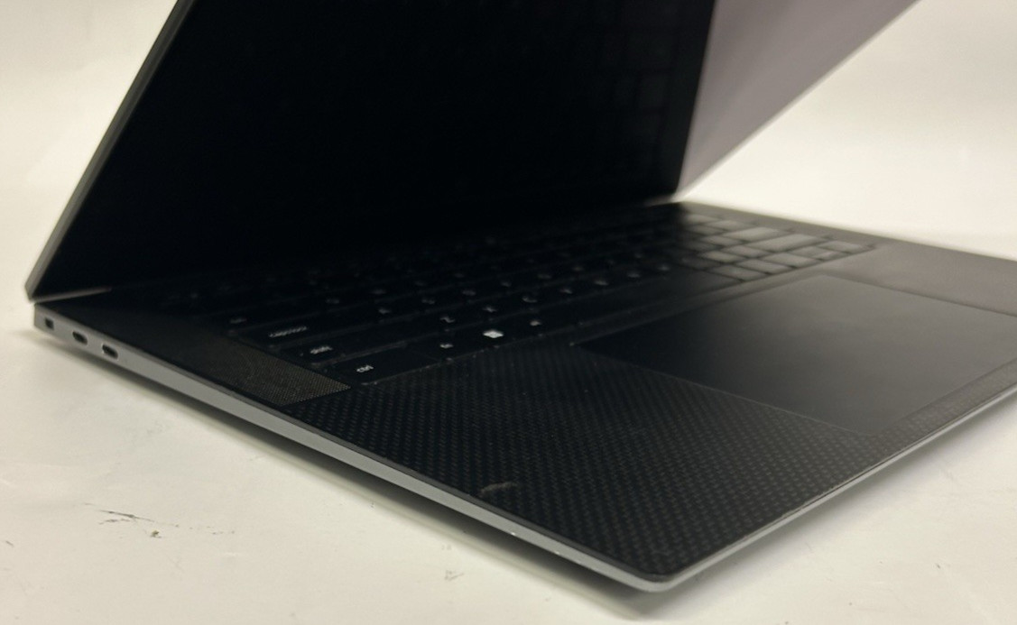 Dell Precision 5570 Touchscreen 4K i7-12700H -16GB – 512GB NVMe -RTX A1000 -W11P