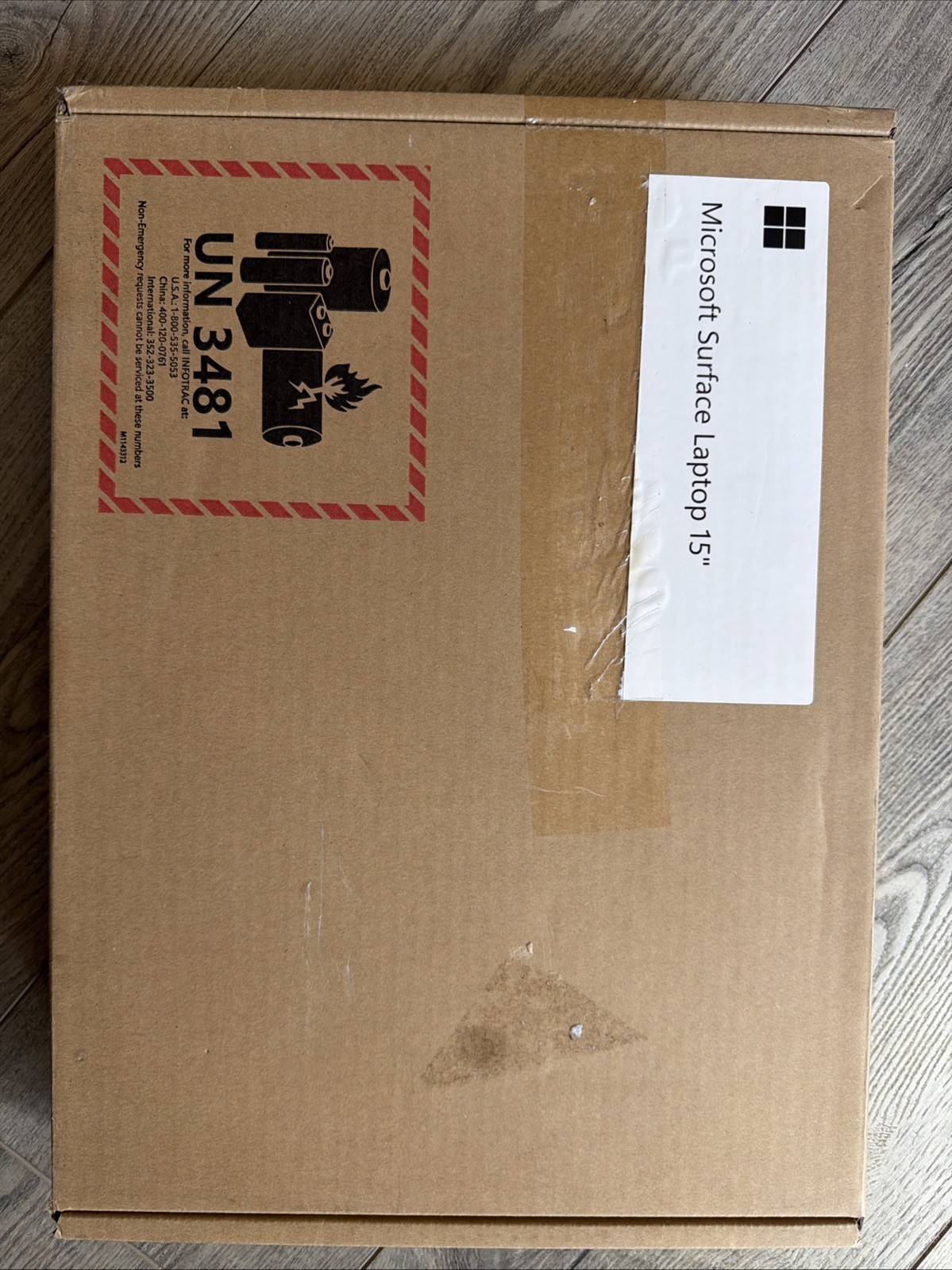 Microsoft Surface Laptop 15” Snapdragon X Elite 16GB Ram 512GB SSD Windows 11