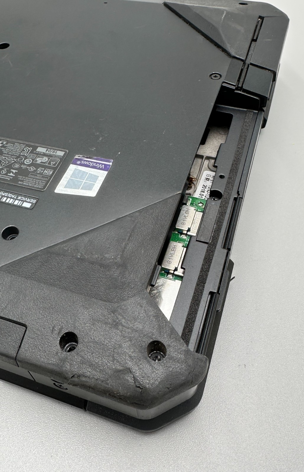 Dell Latitude 14″Rugged 5414 i5-6300U NO SSD/CADD 8GB DDR4 Black Laptop C/READ
