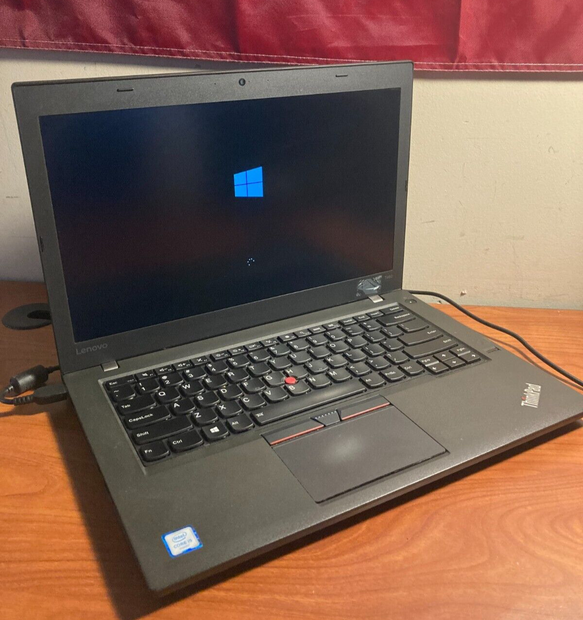 Lenovo T460 14.0″ Intel Core i5-6300U 8GB RAM 256GB SSD @2.40GHz, Win10Pro READ*