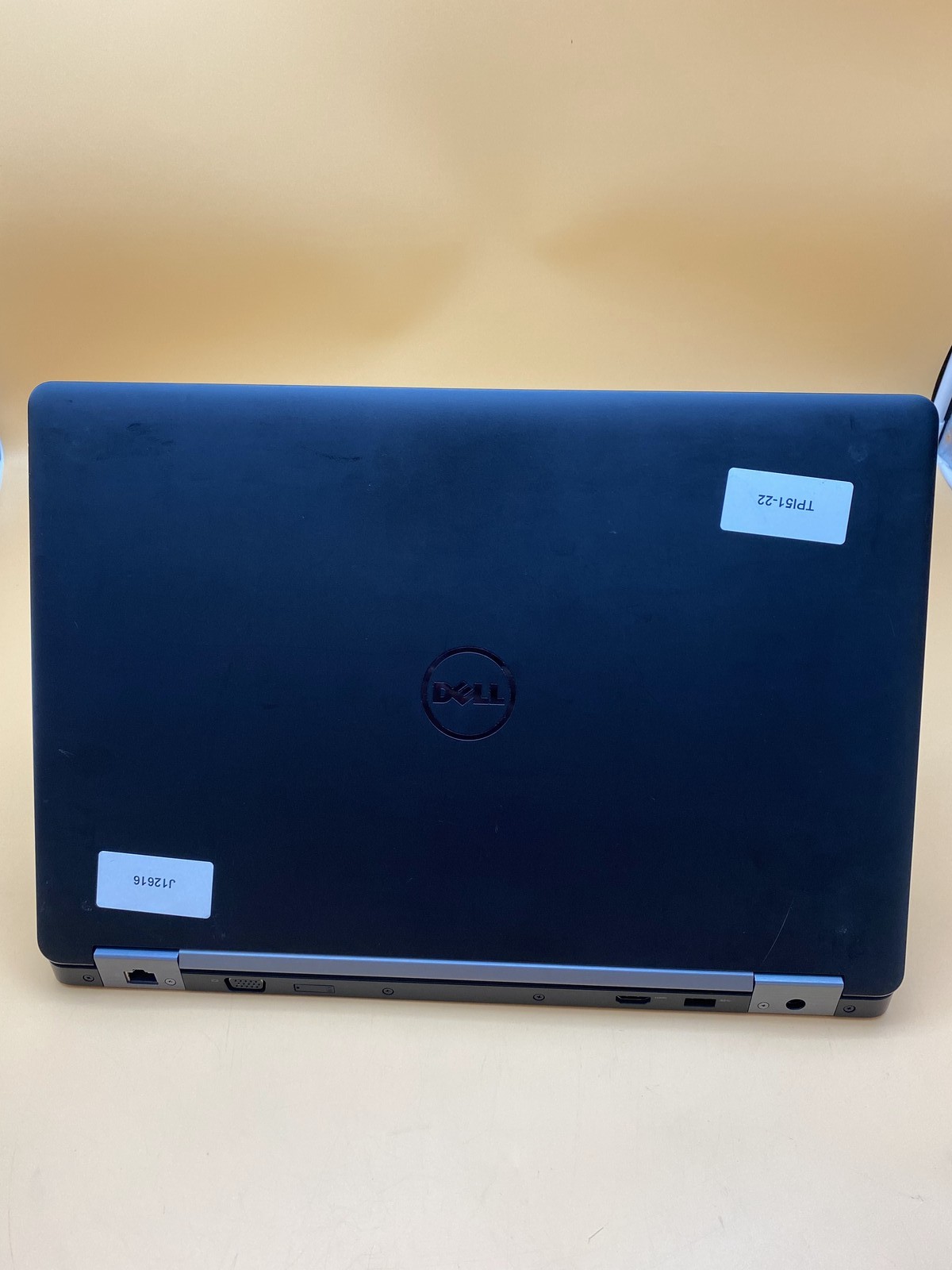 Dell Latitude E5570 Laptop Intel Core i3 6100U 2.3GHz 4GB RAM – No HDD