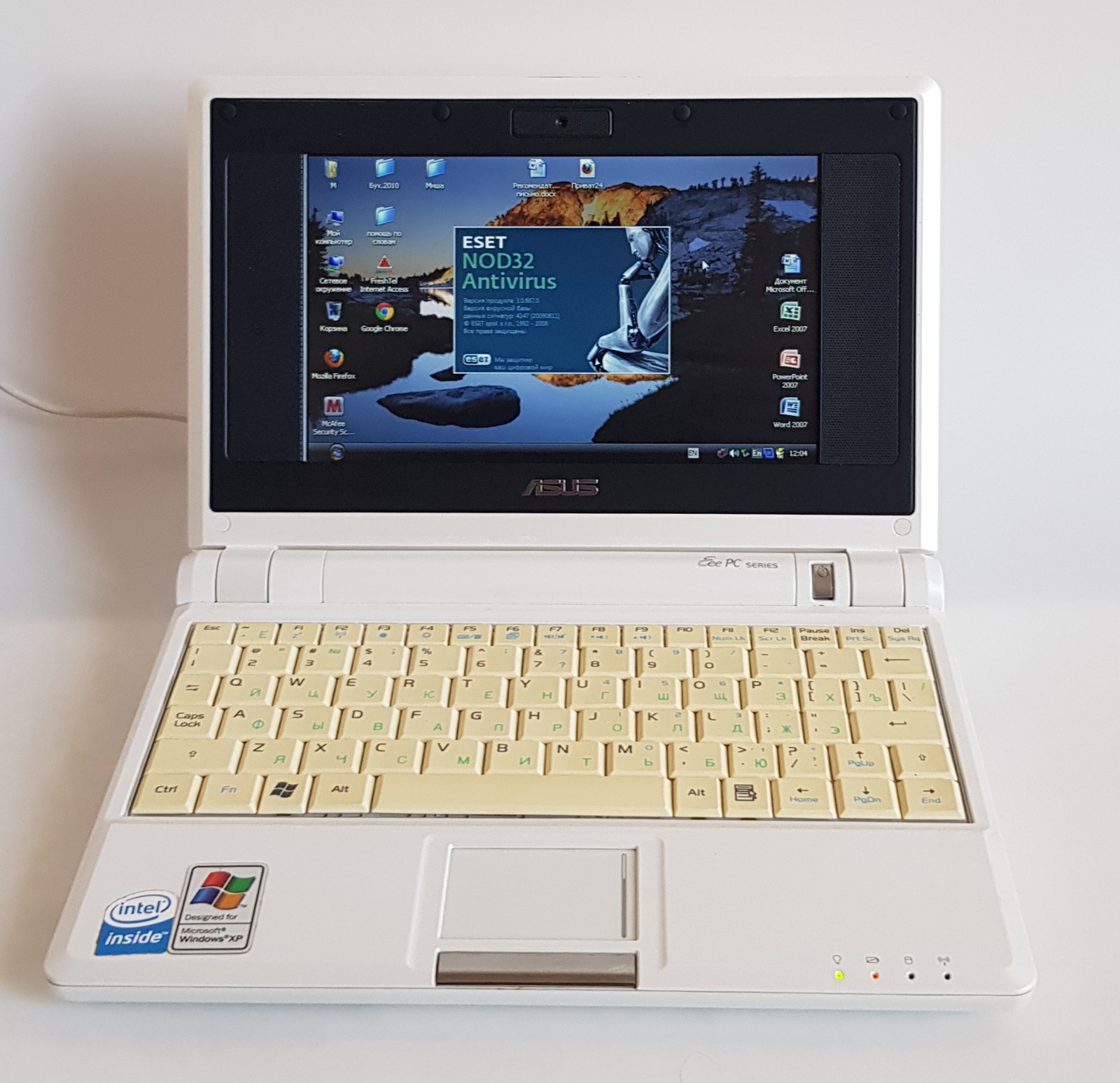 ASUS Eee PC 701 4G Working Windows XP Upgraded Netbook Retro SSD