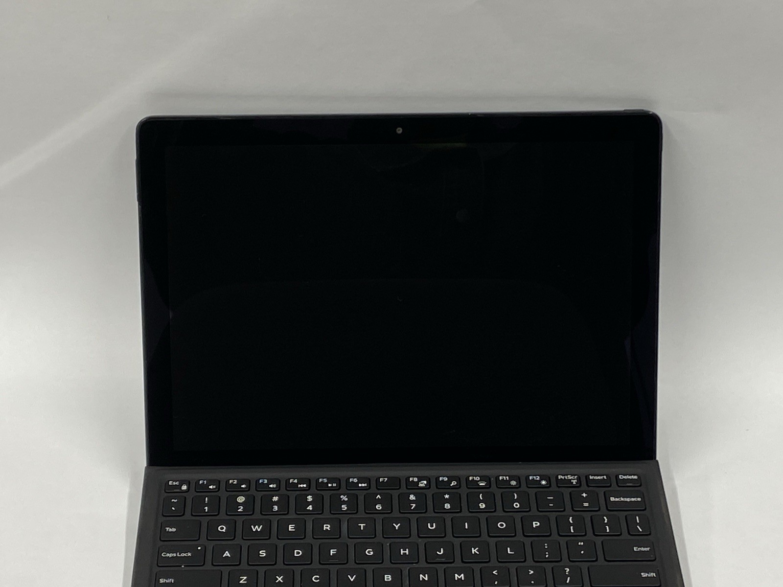 Dell Lat 5285-Grade B – FHD – Touch – i5-7300U – 8GB – 256GB – Win 10 – READ