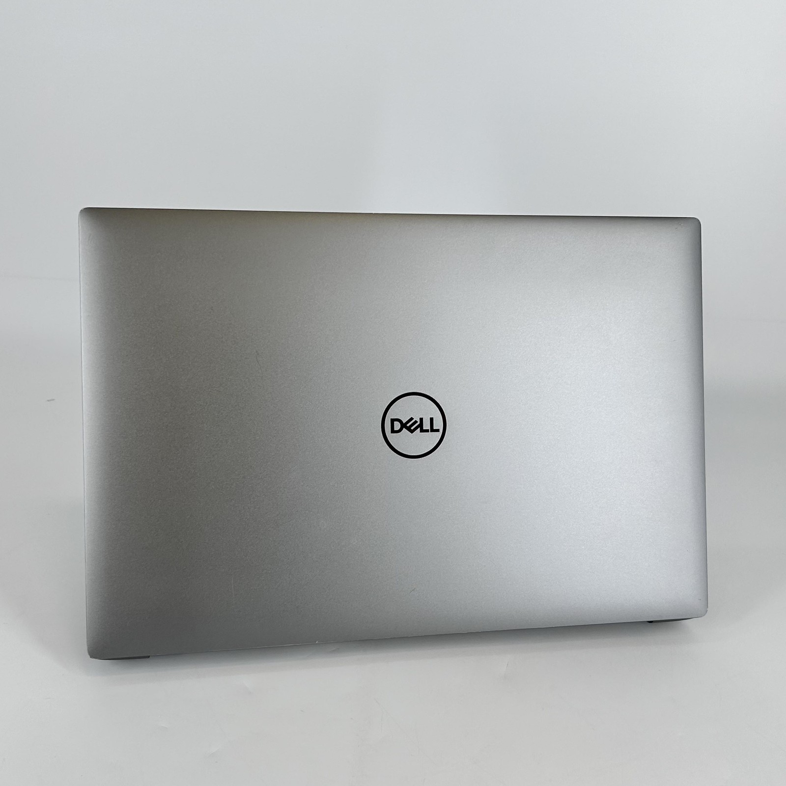 Dell Precision 5680 16 FHD 2.6GHz i9-13900H 32GB 1TB SSD RTX 2000 Ada Bad Camera