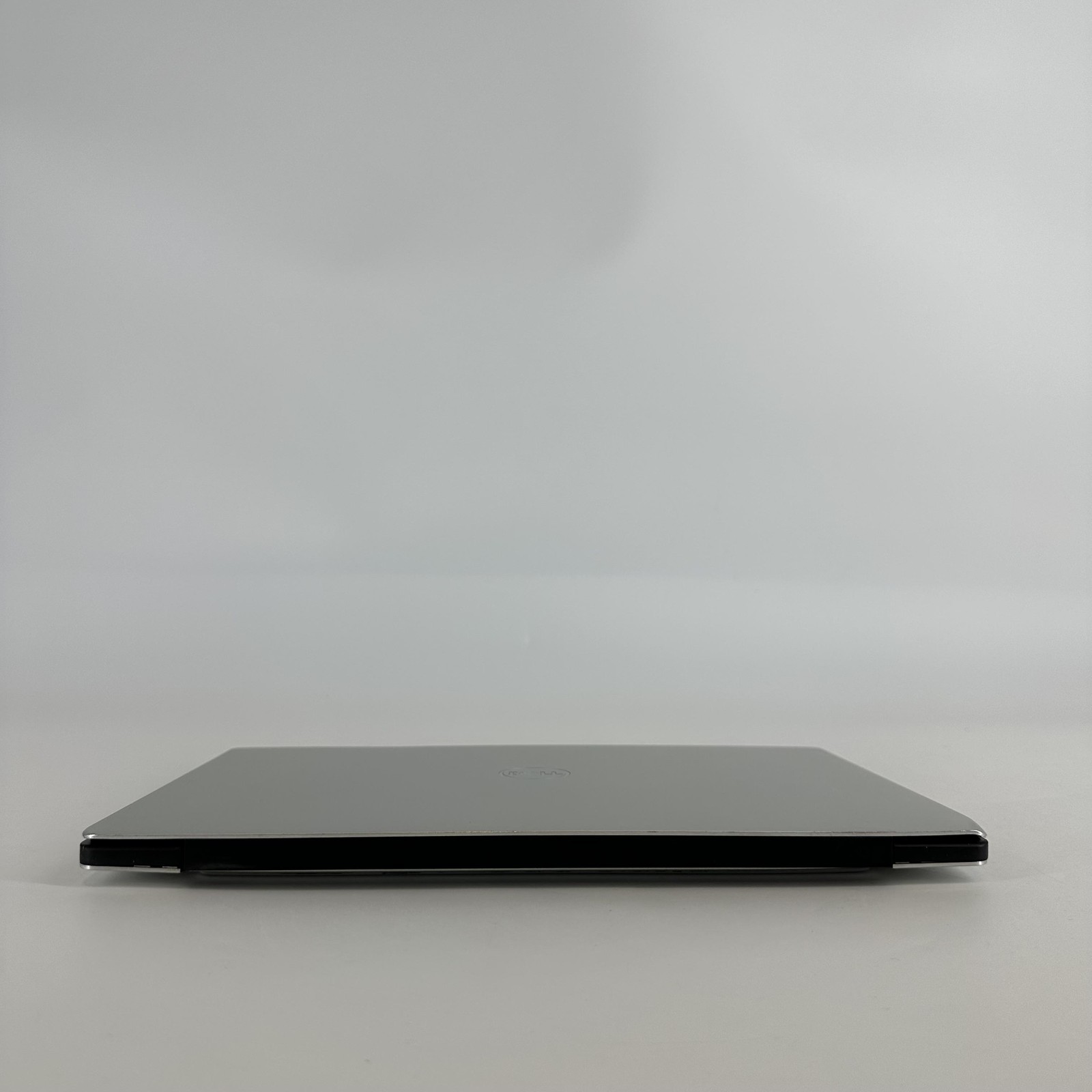 Dell XPS 13 7390 Silver FHD TOUCH i5-10210U 1.60GHz 8GB 256GB SSD Good
