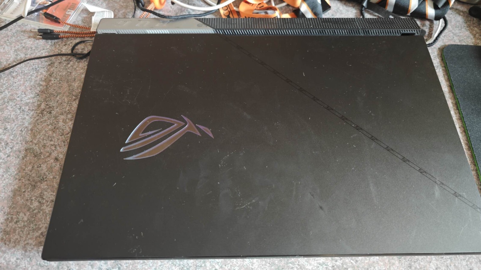 Rog Gaming laptop Strix Scar 17 G733Z i9 12900h 3070ti 16gb ddr5 1tb ssd