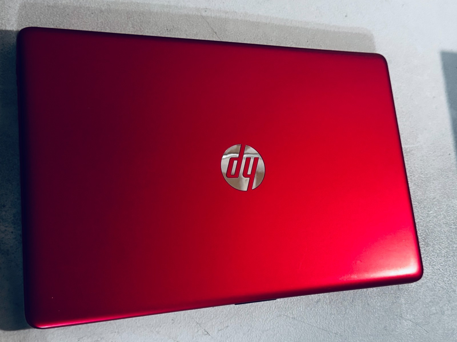 HP Quad-Core Laptop-Intel i7 8565U-12GB RAM-256GB SSD WIN 11