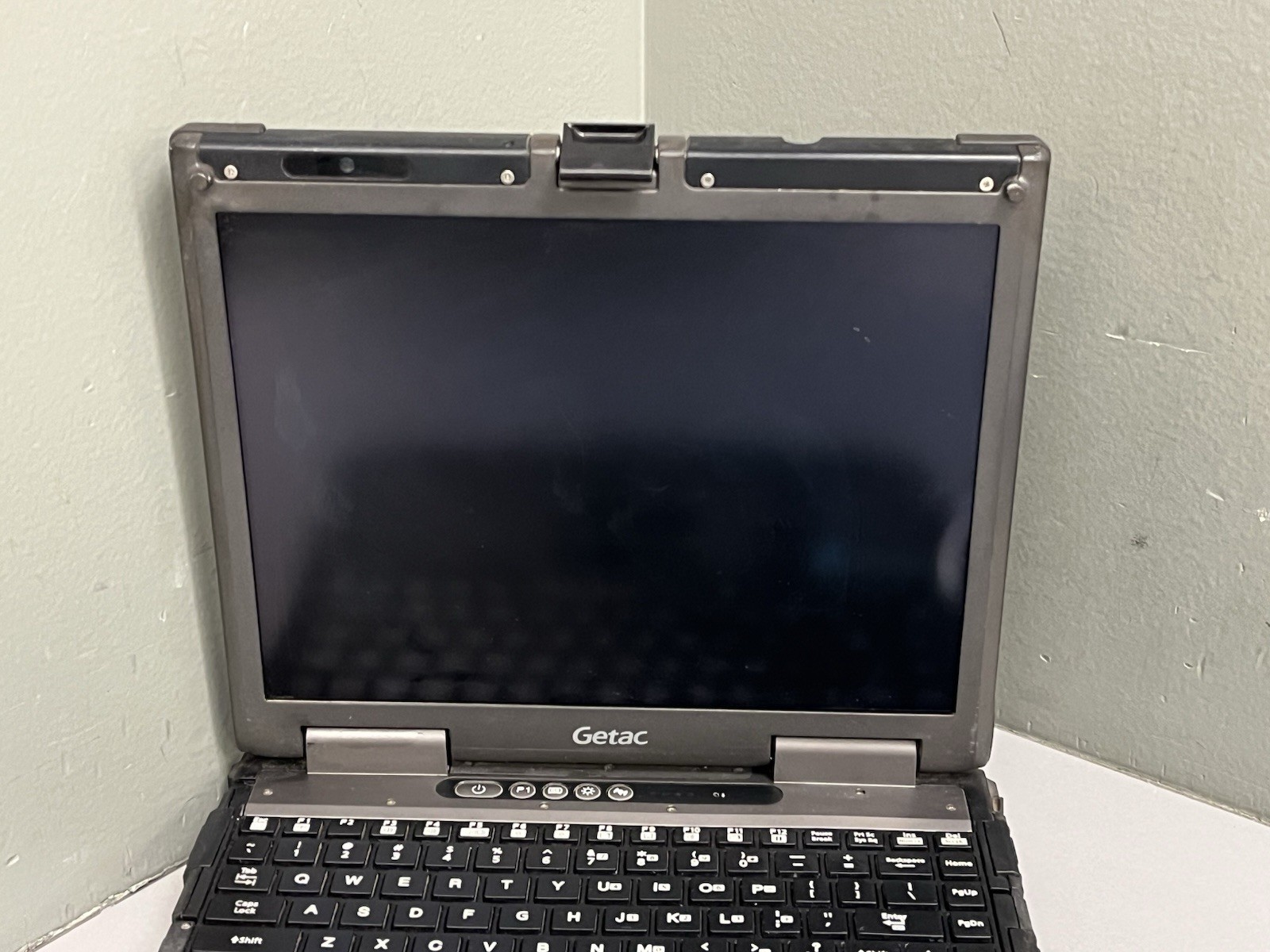 Getac B300 G5 Rugged Touch 13.3″ i5-4300M 4GB Ram 128GB SSD 5,322 Hours