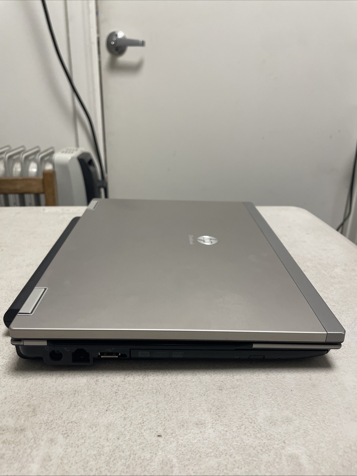 HP Elitebook 2540p Laptop Intel i7-L640 2.13GHz 8gb RAM 256GB HDD