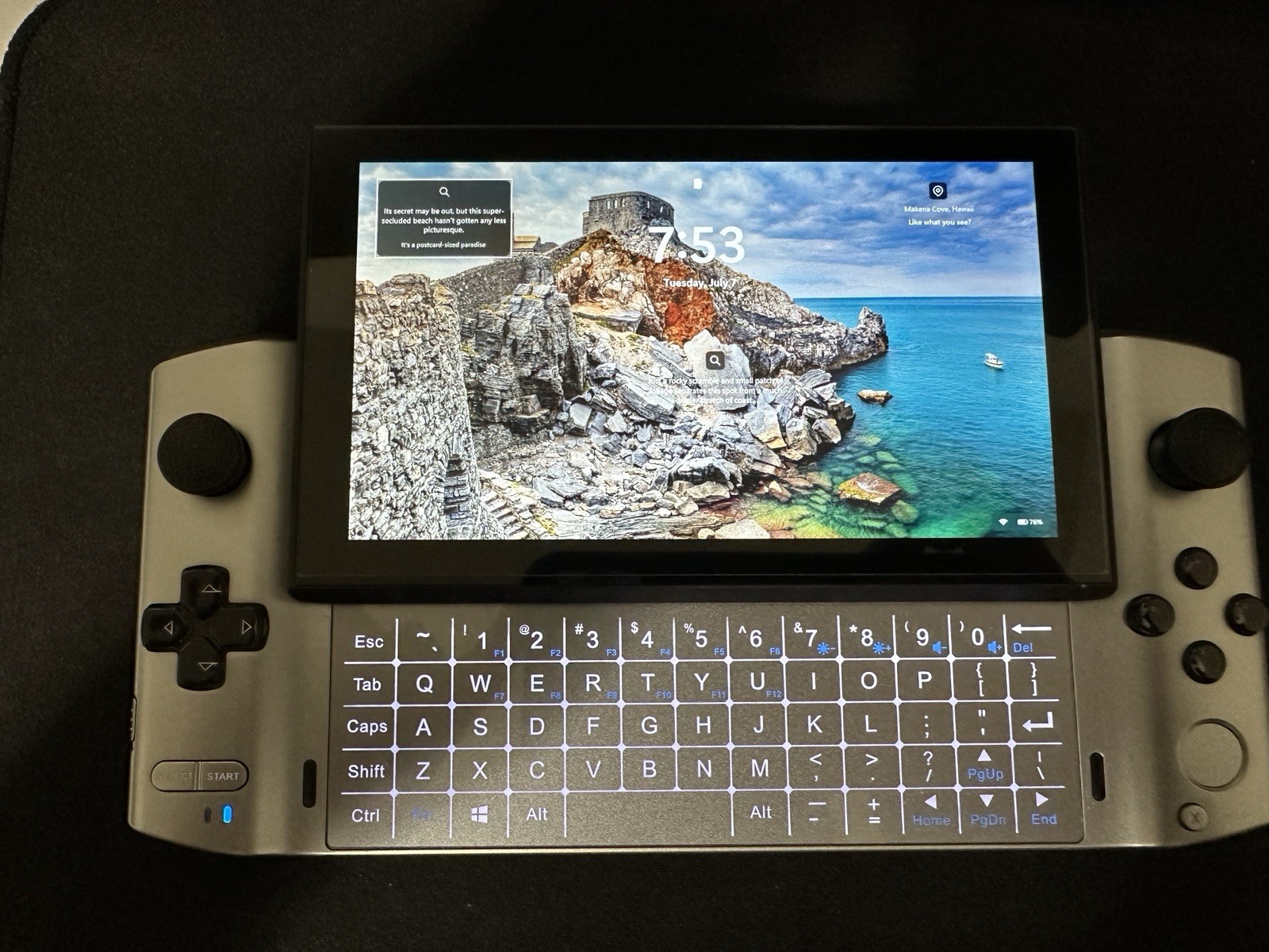 GPD Win 3 i7 16GB 1TB SSD 5.5in Win 11 w/ USB-C Dock, Box Black/Silver