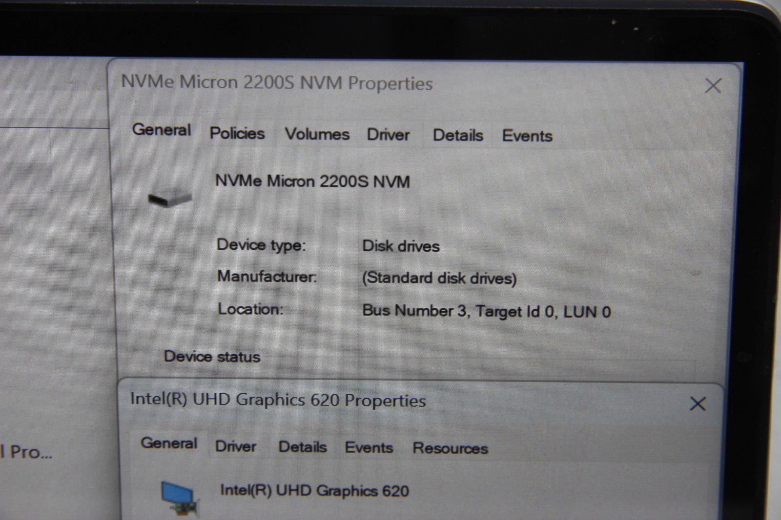 Dell Insprion 7386 13.3″ Laptop i5-8265U 8 GB RAM 256 GB SSD Win 11 w/Charger