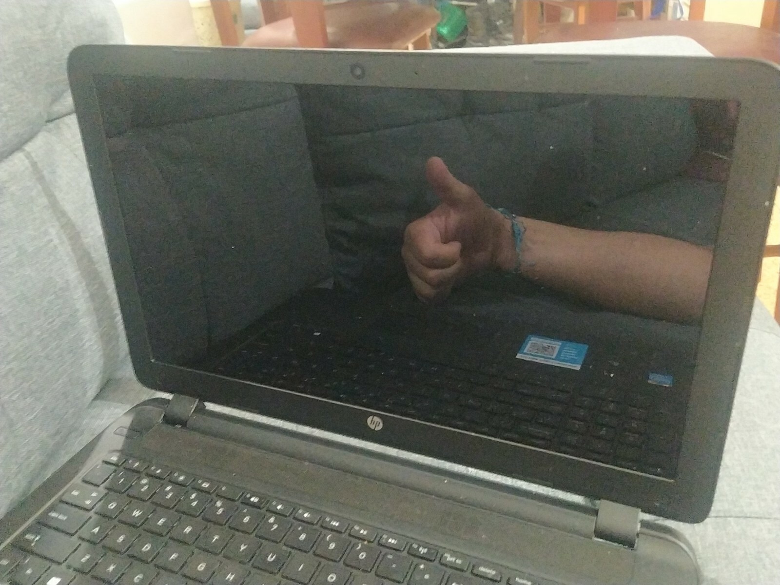 HP 15-f211wm Laptop – L0T32UATouchscreen 15.6″