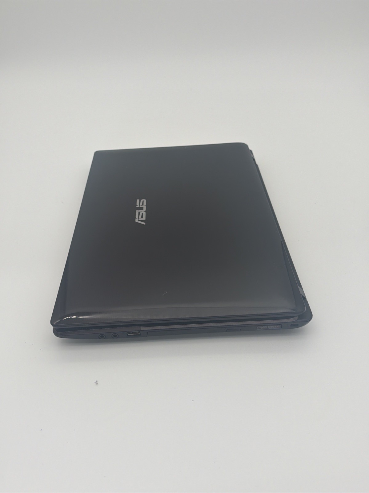 ASUS X53U-XR2 Laptop Pc E2 AMD Vision Radeon 1.00 GHz 15.6″ No Ram No HDD Parts