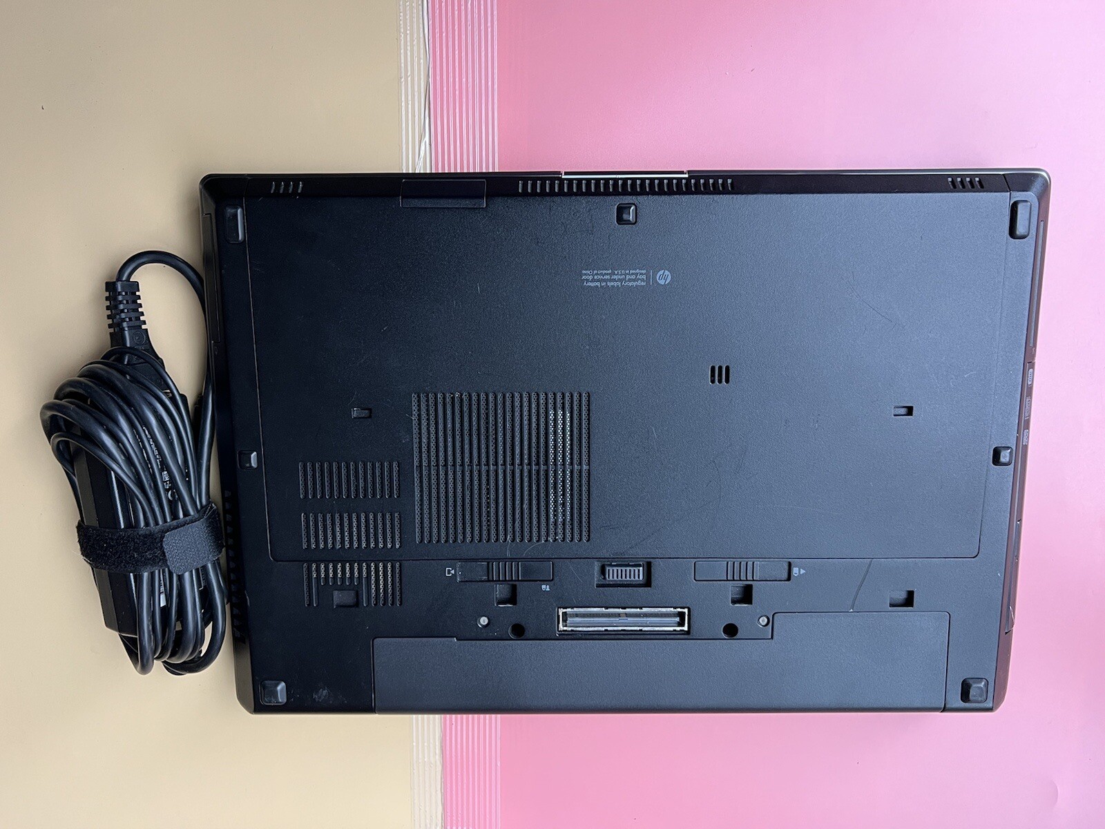 HP Elitebook 8560W Core i5-2540M 12GB RAM 500GB WEBCAM BLUETOOT BACKLIT 1600X900