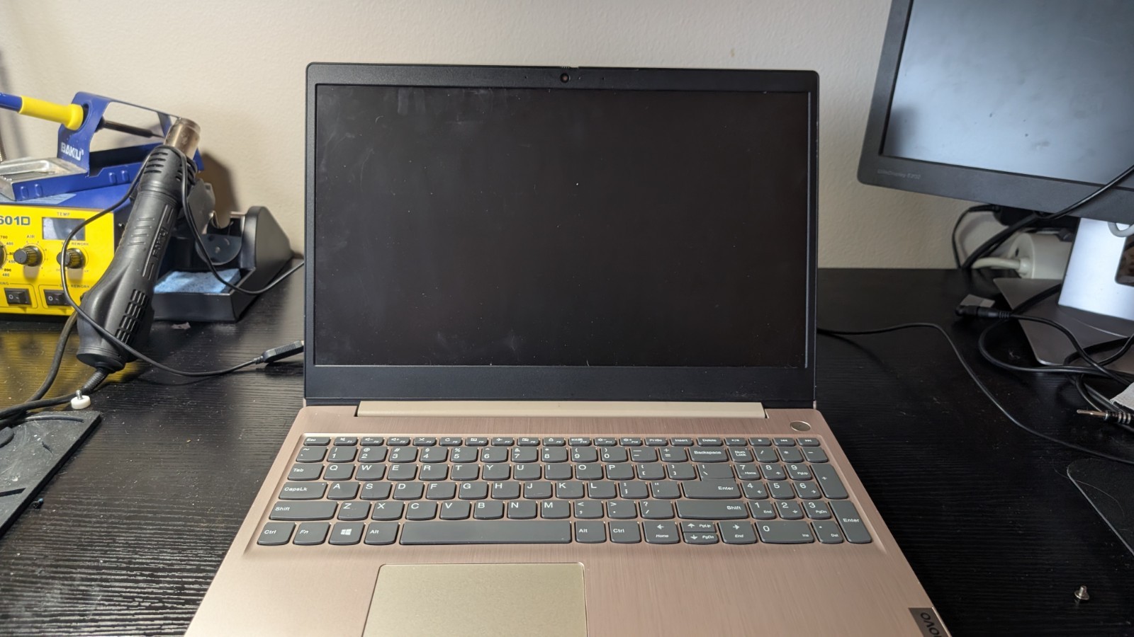 Lenovo IdeaPad 3 15ITL05 15.6″ Touchscreen (256GB SSD, Intel Core i3-1115G4,…