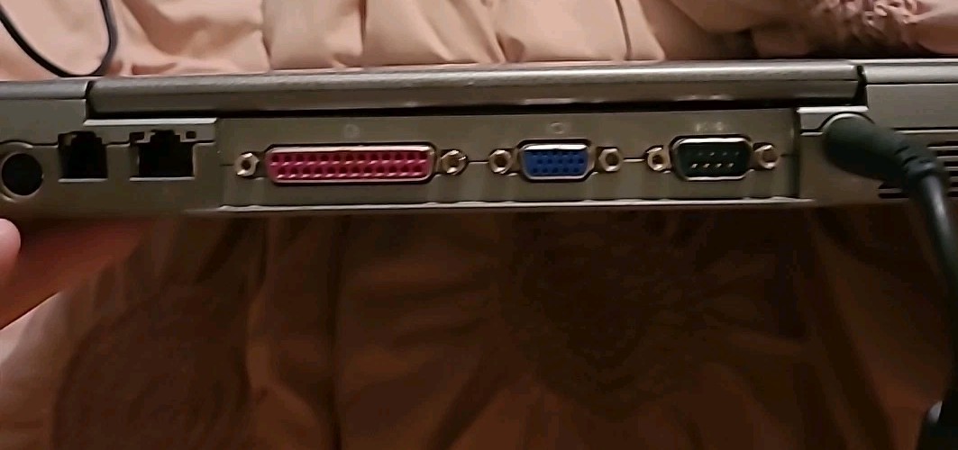 Dell Latitude D600 Intel Pentium Laptop, Turns On!