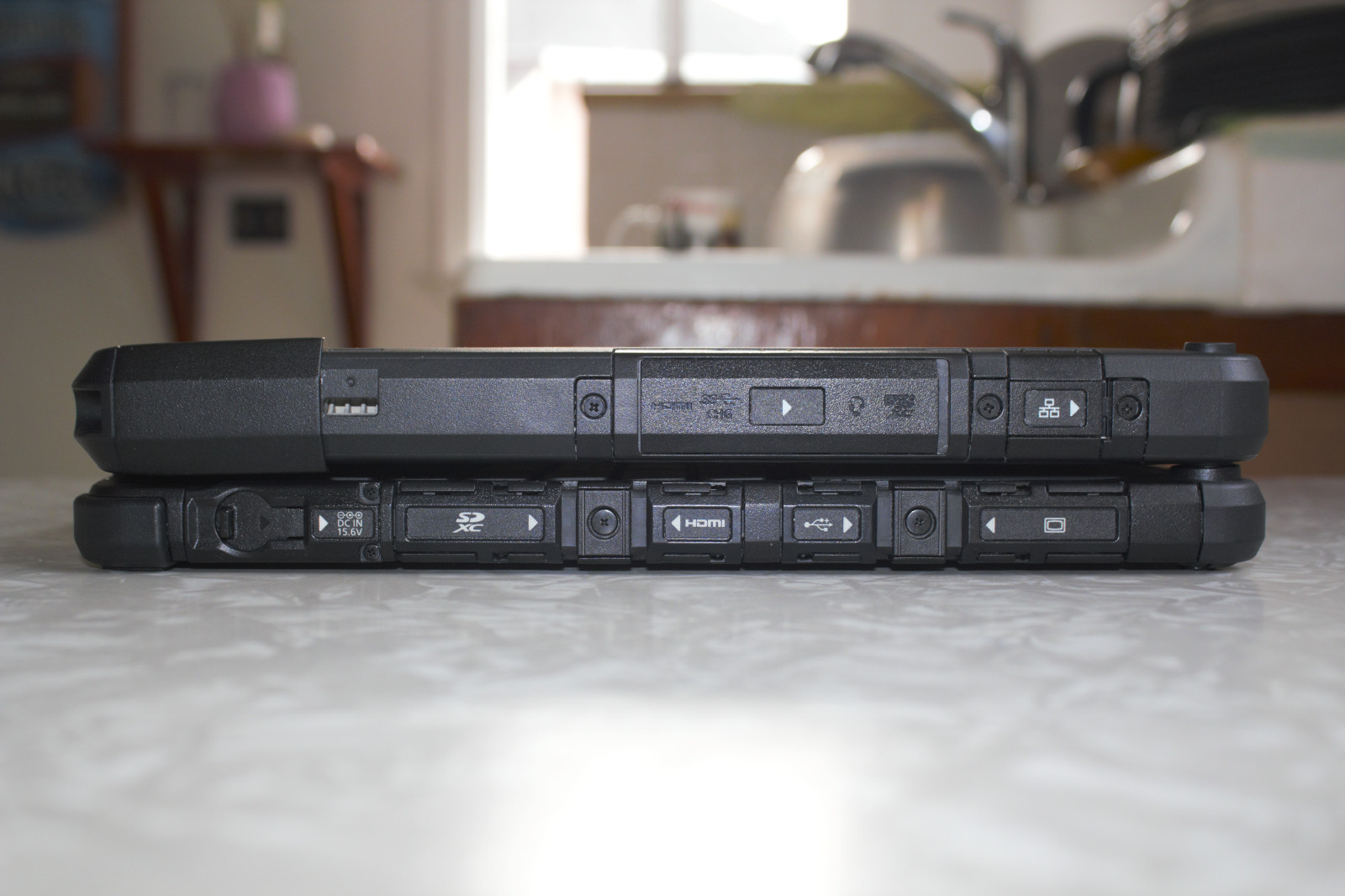 Panasonic Toughbook CF-33 i7-7600U New 1TB SSD 16GB RAM Touch 4G DGPS 690 Hours