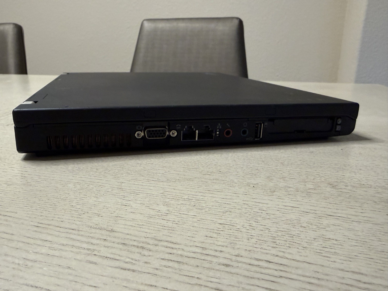 IBM Lenovo ThinkPad T60 Type 2007-66U – FOR PARTS / NOT WORKING – No HDD