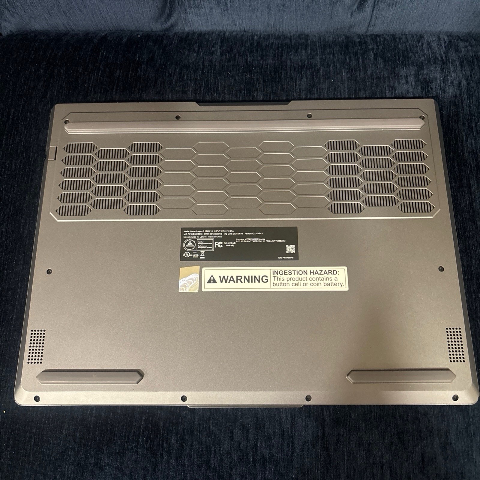 Lenovo LEGION 5i 16″ Gaming Laptop Ultra 9 275HX RTX 5060 32GB 1TB