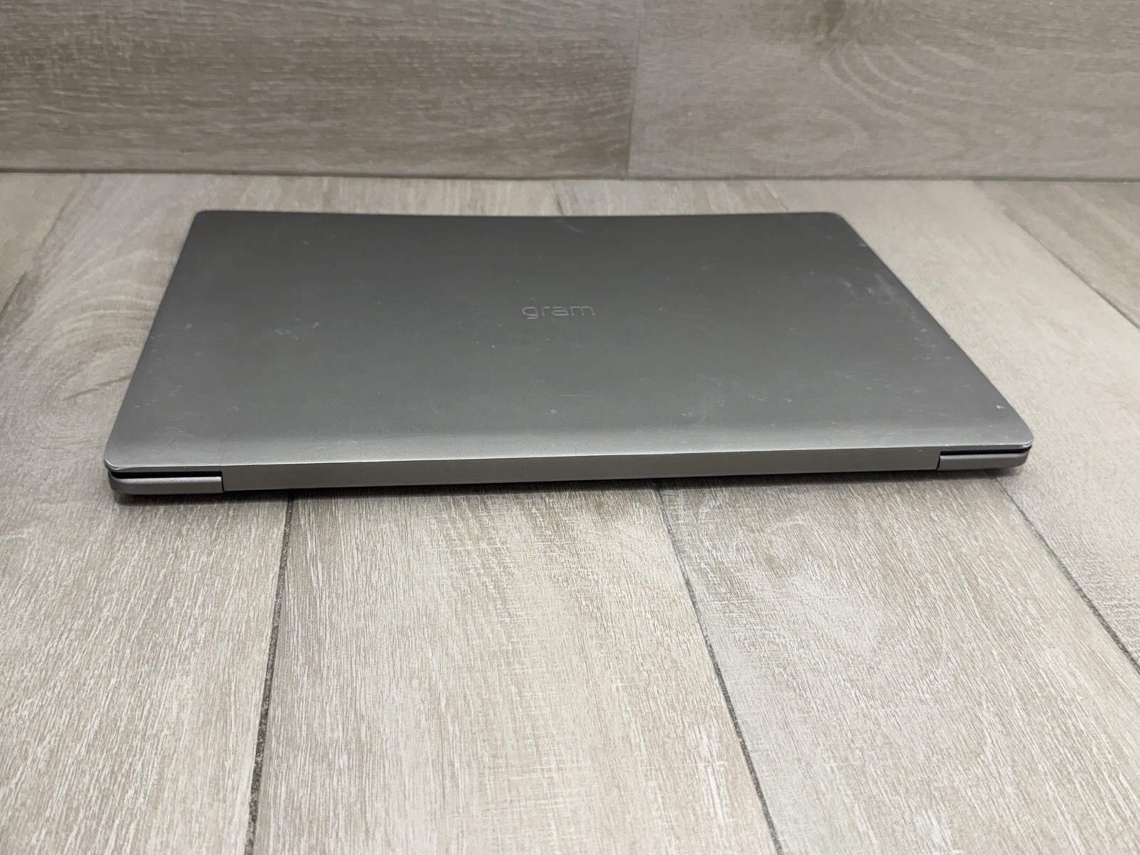 LG gram 17Z95N 17″ Core i7-1165G7 256GB SSD 2.80GHZ 16GB RAM Laptop Win-11