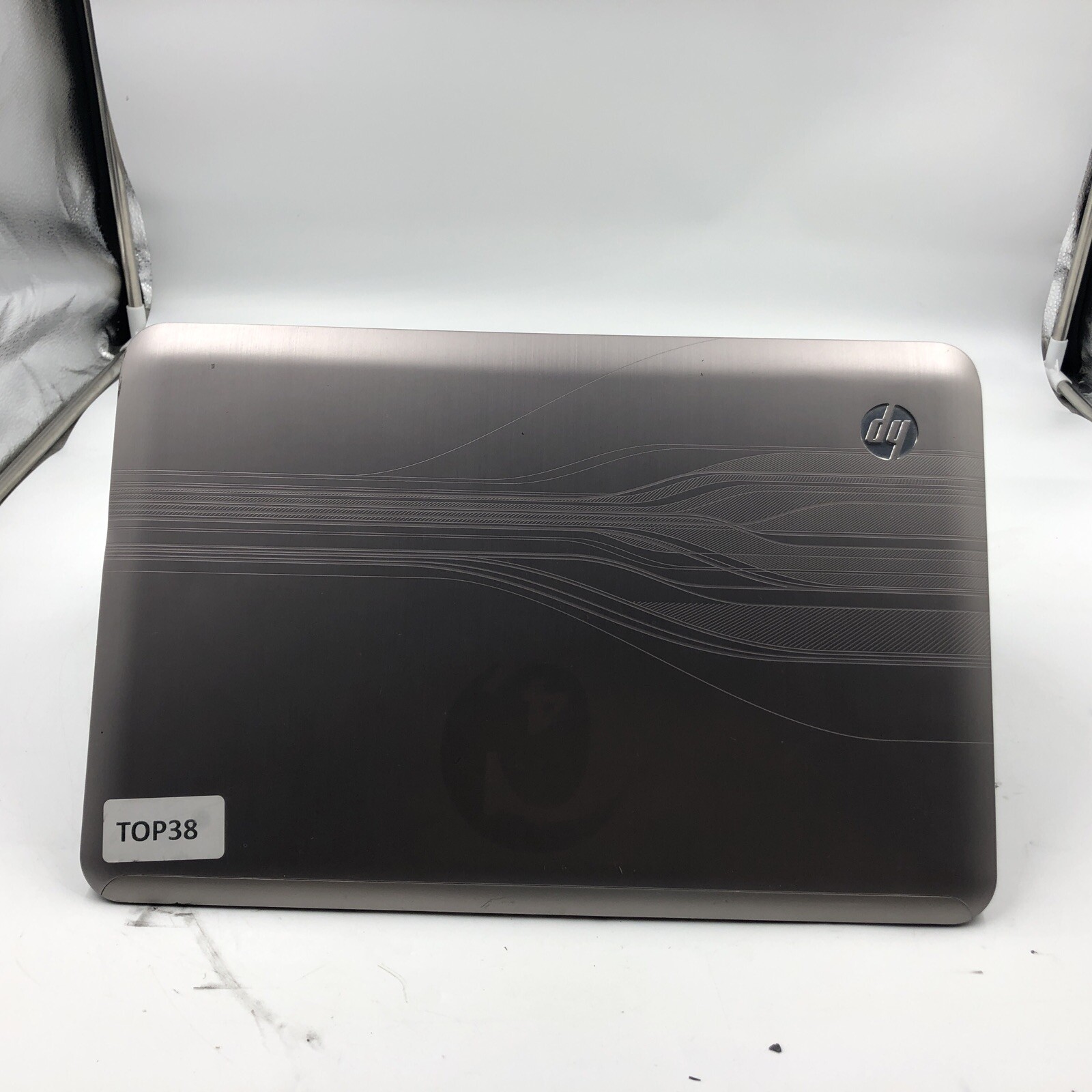 HP Pavilion DV6 Laptop i3-M350 2.27GHz 4GB RAM NO HDD/OS/Caddy Missing Screws