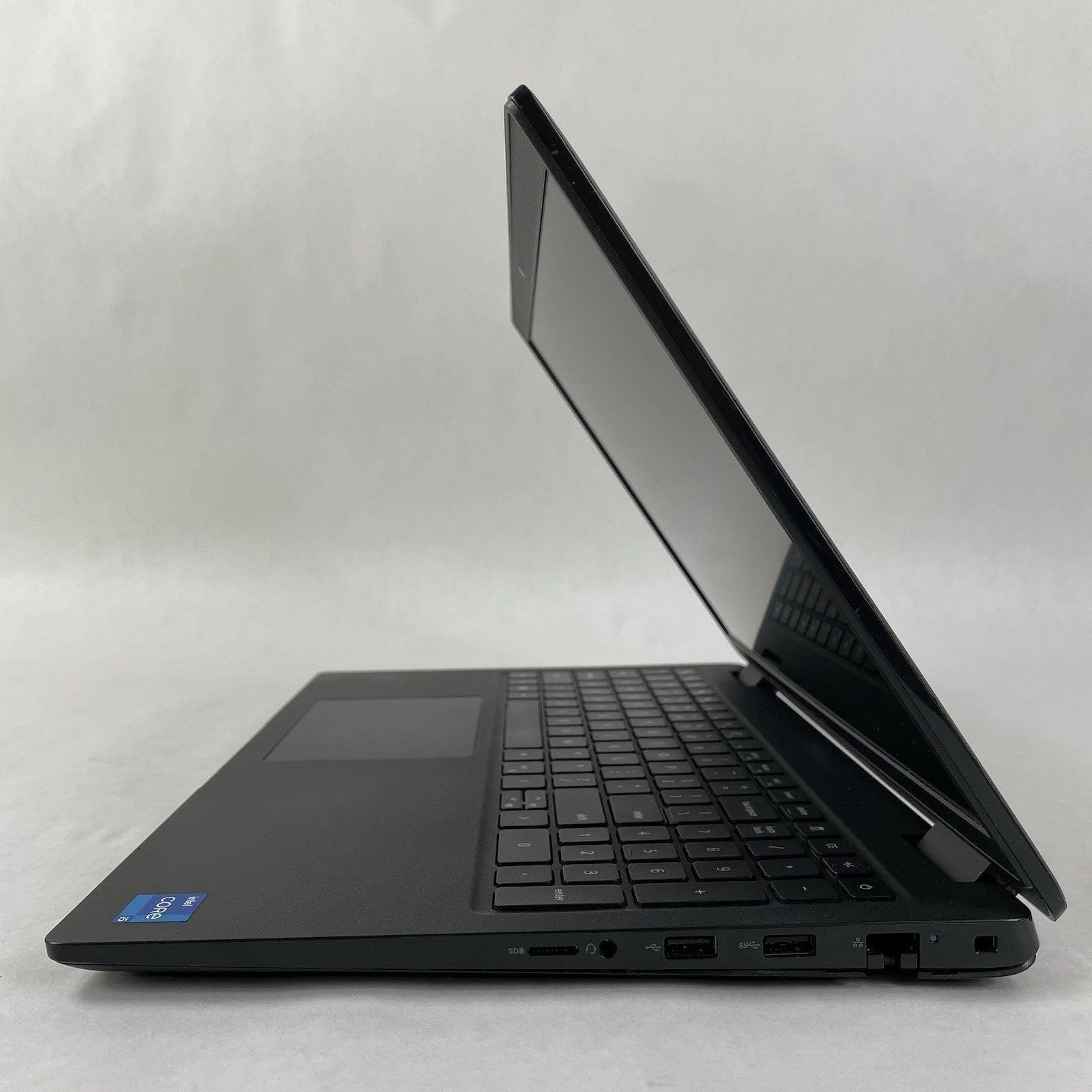 Dell Latitude 3520 15.6″ i5-1135G7 2.40 GHz 8 GB RAM No SSD/OS/AC