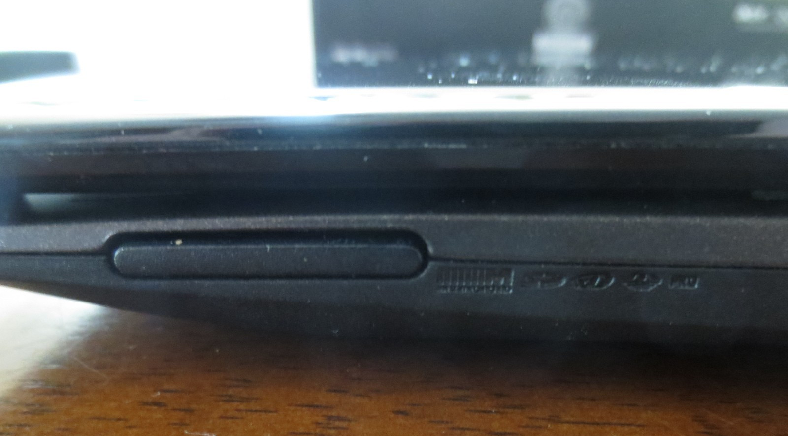 Acer-Aspire One 722-BZ848 500GB HDD with Charger and Box 11.6″ HD LED LCD