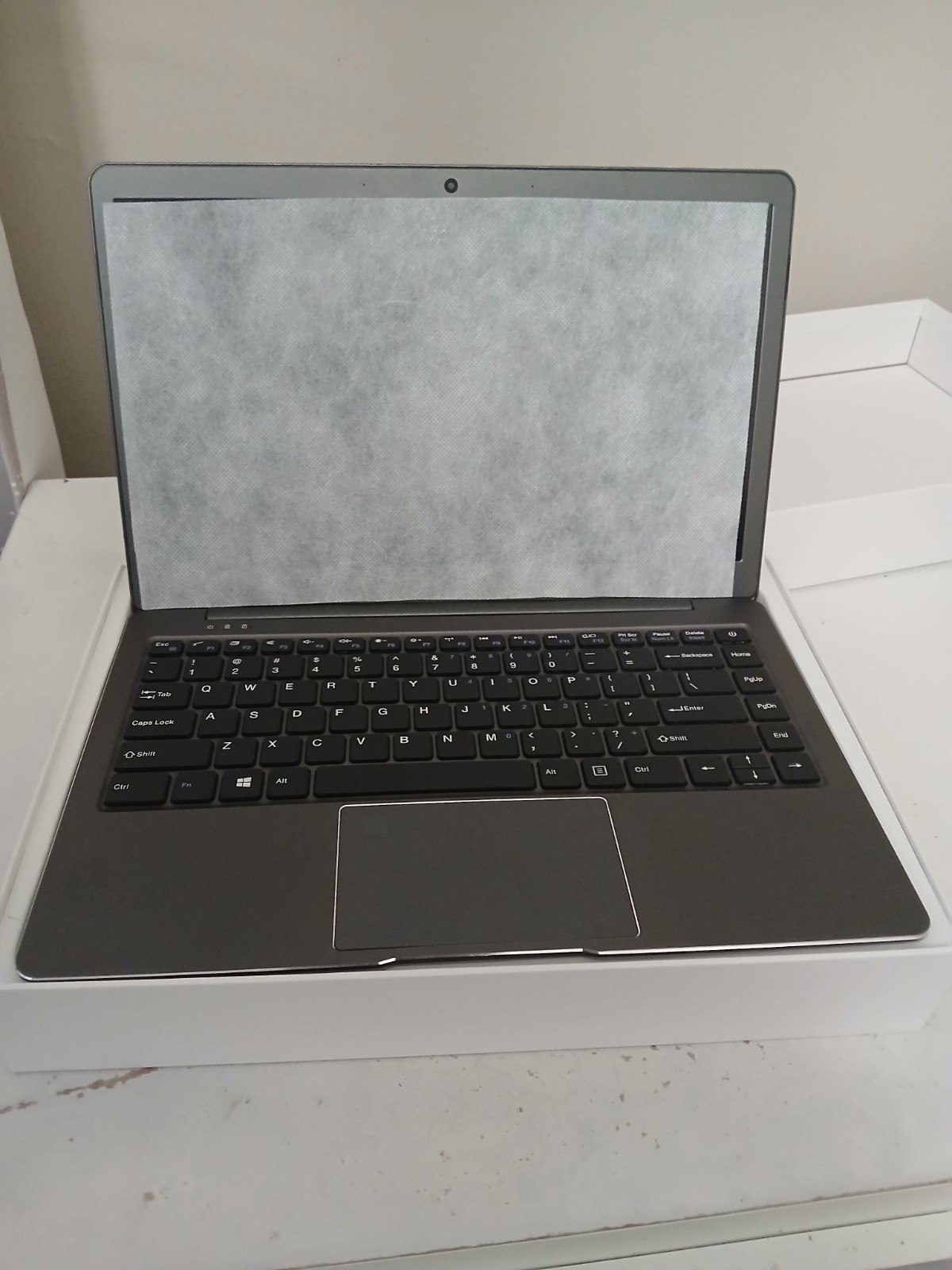 Brand New Jumper EZbook X3 13.3″ N3350 1.1GHz