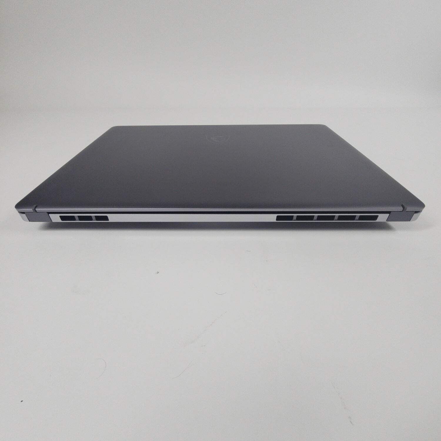 MSI Creator 16 AI Studio A11UE 16″ i7-11800H 2.3GHz 32GB RAM 1TB SSD