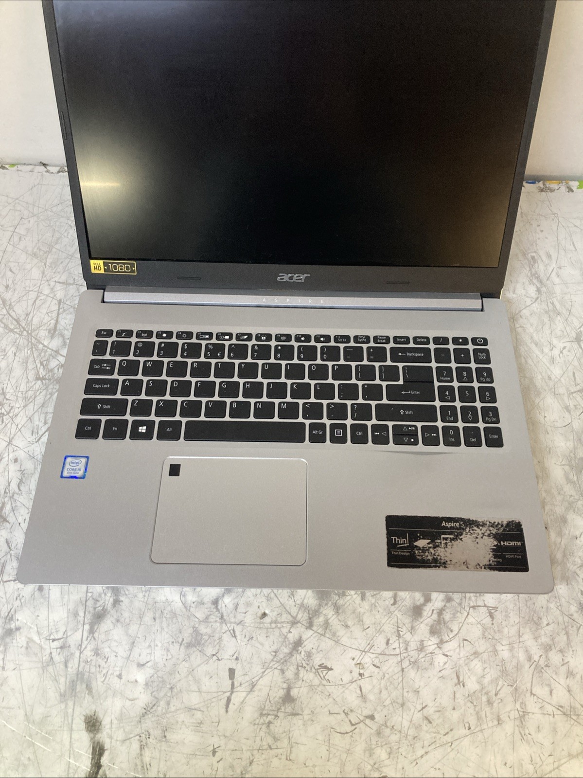 Acer Aspire 5 i5-8265U 1.60GHz no RAM no HDD Boot to BIOS