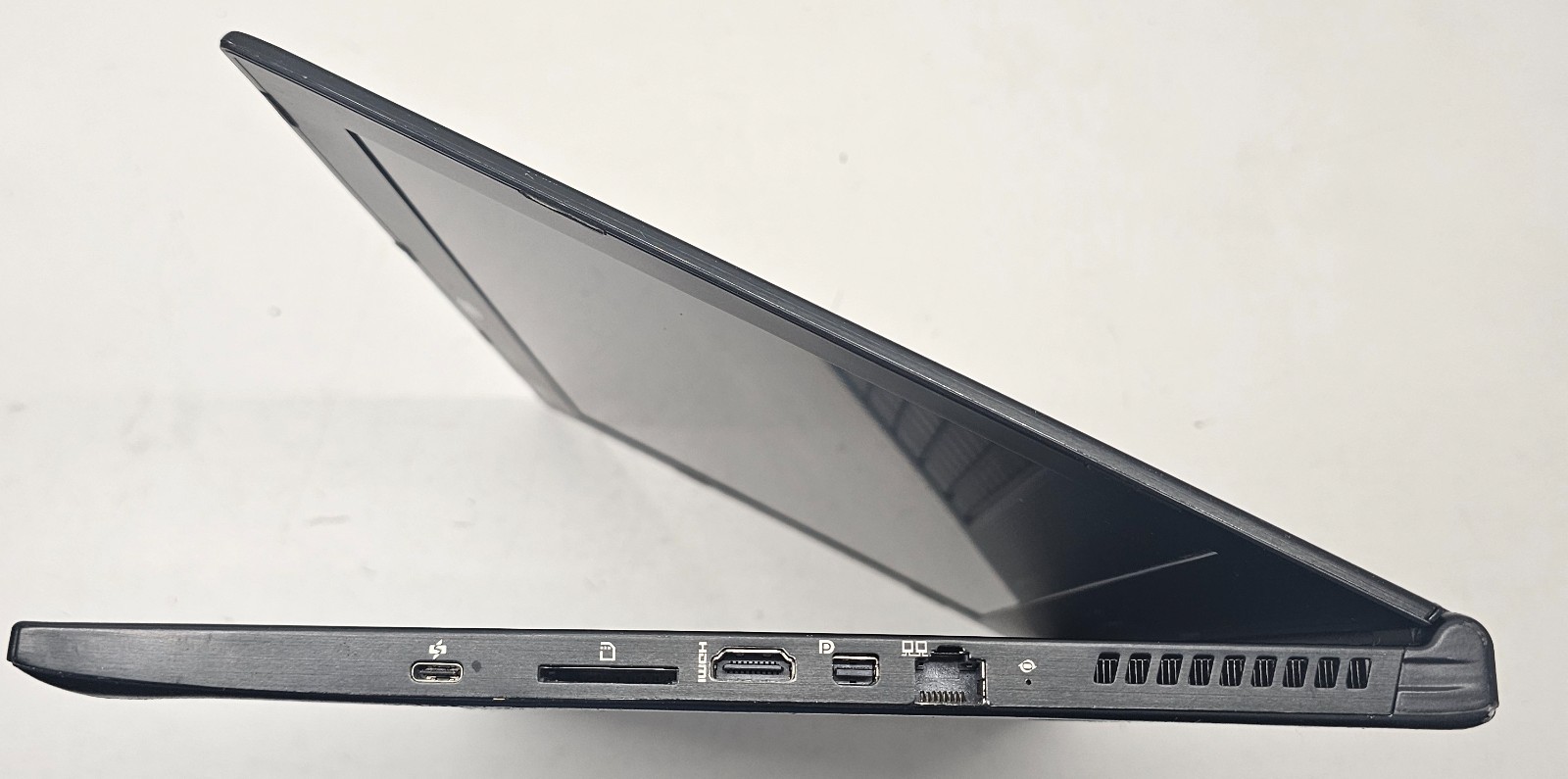 MSI GS60 6QE Laptop Intel Core i7-6700HQ 16GB Ram 500GB & 128GB SSD NO OS (FL)
