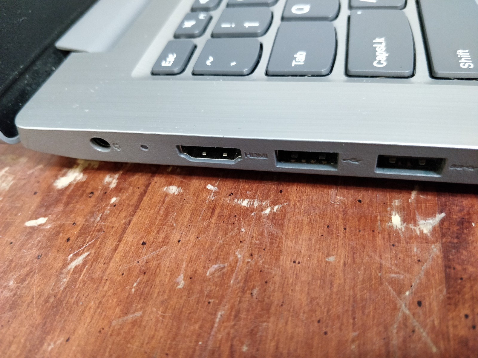 Lenovo IdeaPad3 14IIL05 INTEL CORE I5-1035G1@2.10GHz 8GB RAM NO DRIVE PARTS 8551