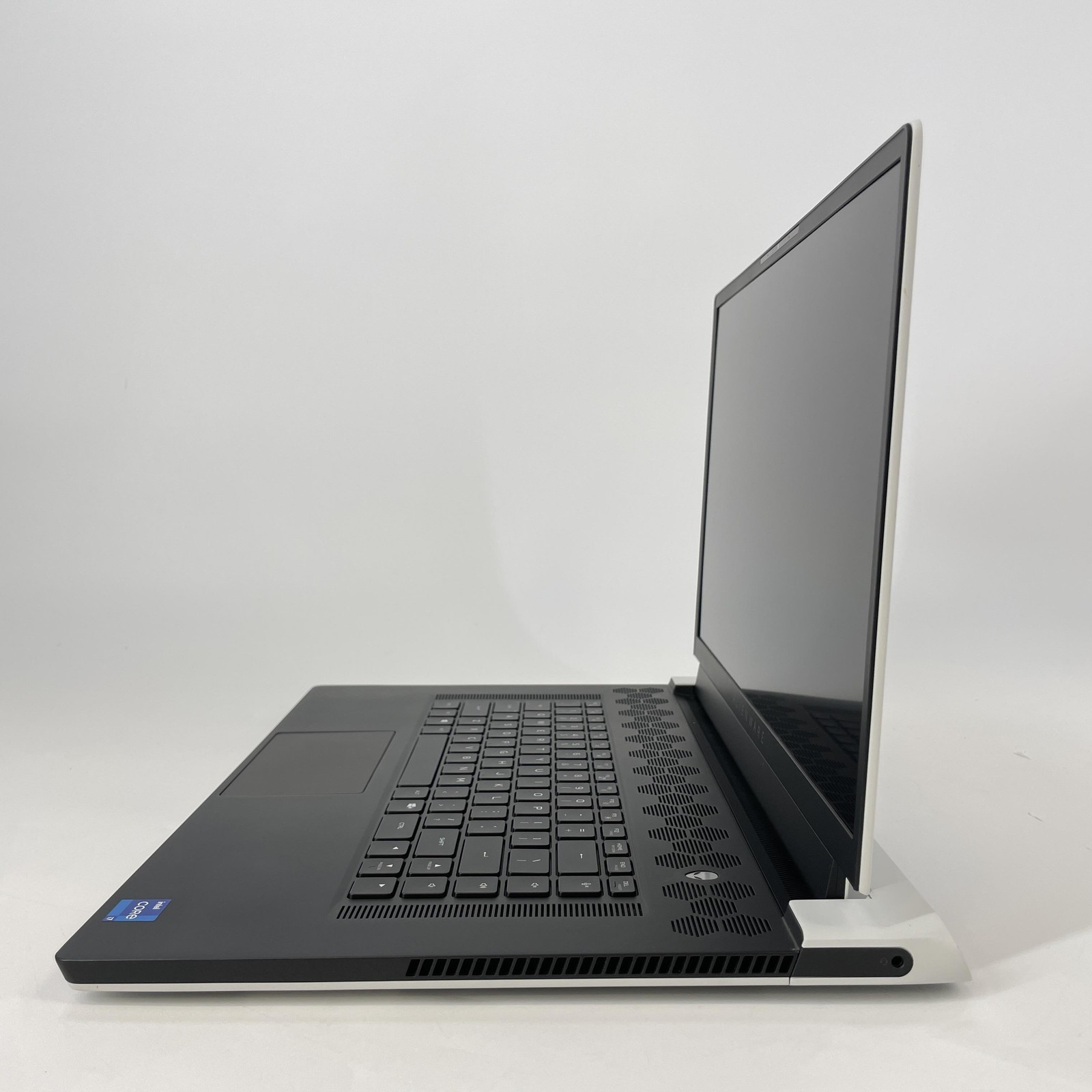 Dell Alienware X17 R1 165Hz FHD i7-11800H 32GB 1TB/512GB RTX 3070 Bent Frame