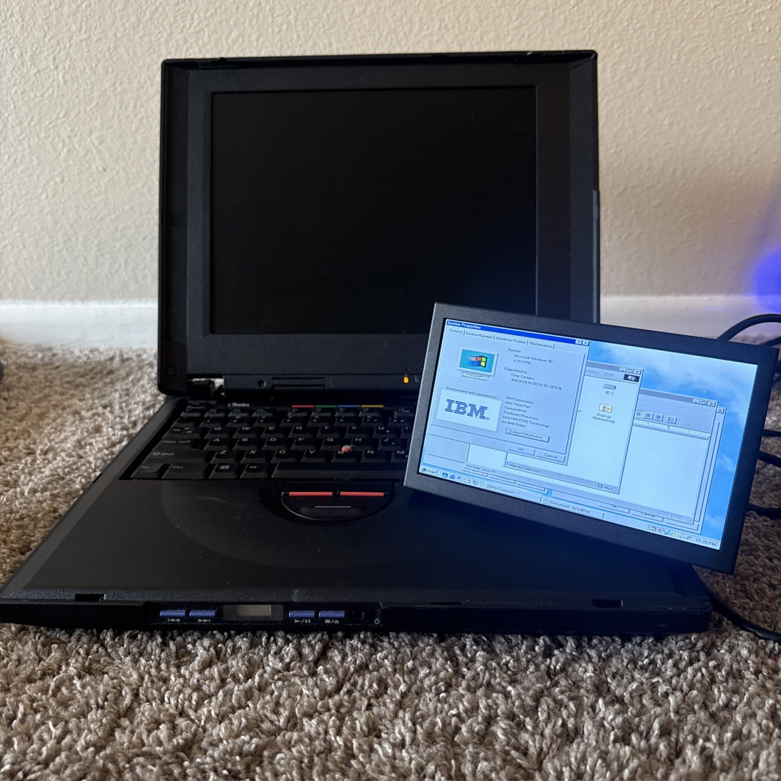 Vintage 1999 IBM ThinkPad i Series 2611-411 Pentium MMX 64MB 4GB Needs Repair