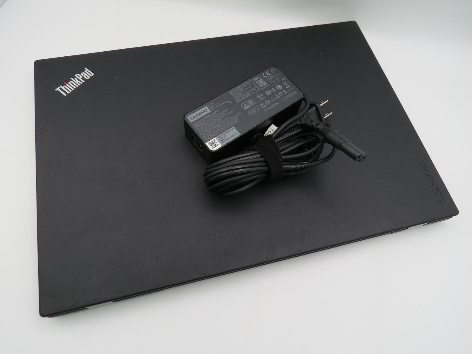 Lenovo ThinkPad T580 i5-8250U @ 1.6Ghz 16GB DDR4 250GB SSD 15.6″ No OS/Battery