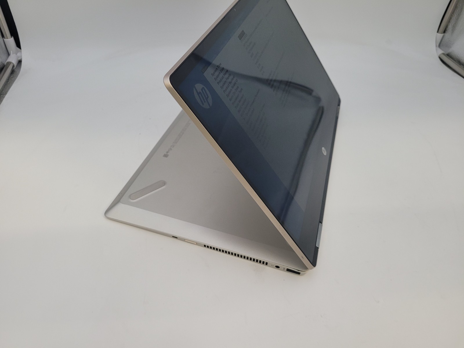 HP Pavilion x360 Convertible 14m,i5-10210U@1.60GHz,8GB Ram,256GB NVMe,No OS