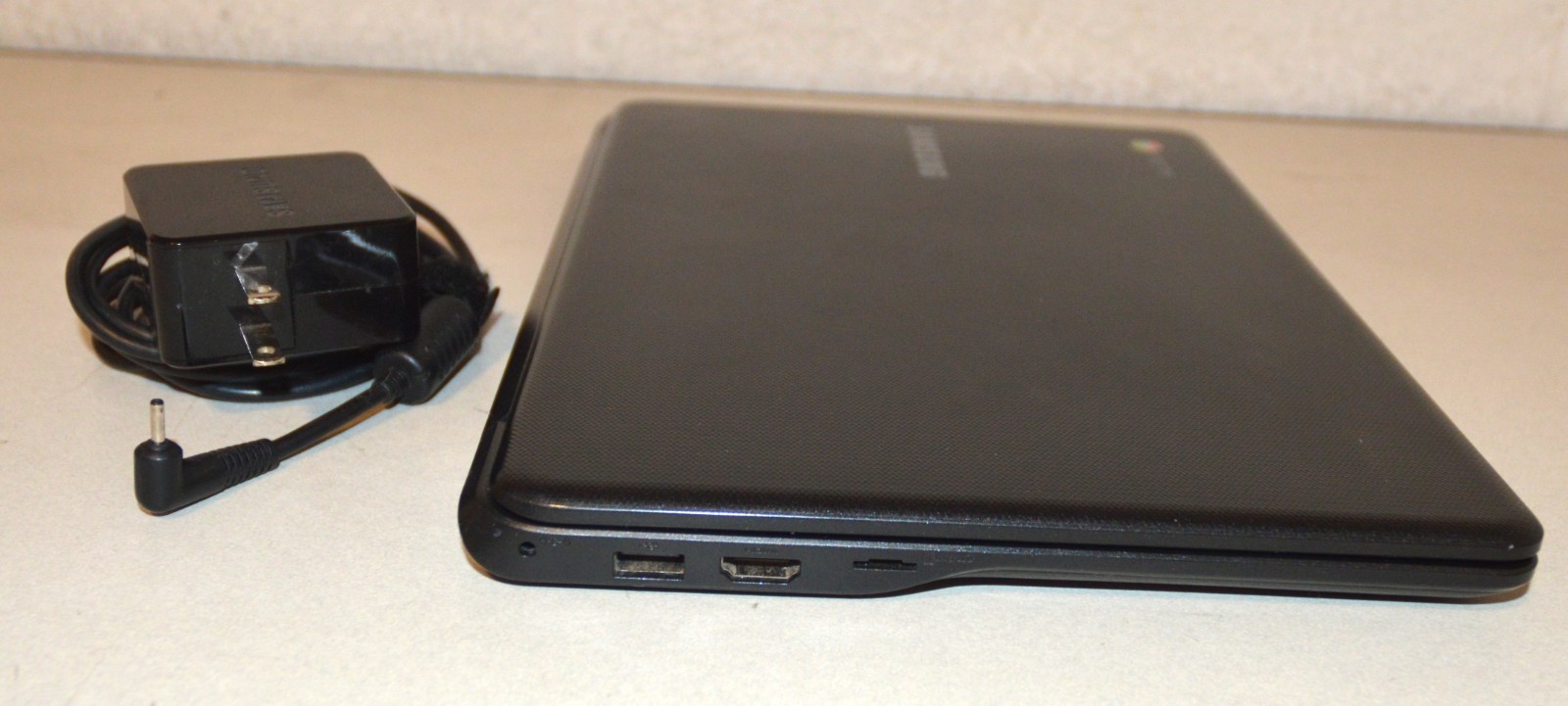 Samsung XE500C13-K03US Chromebook 3-11.6 HD 16GB SSD